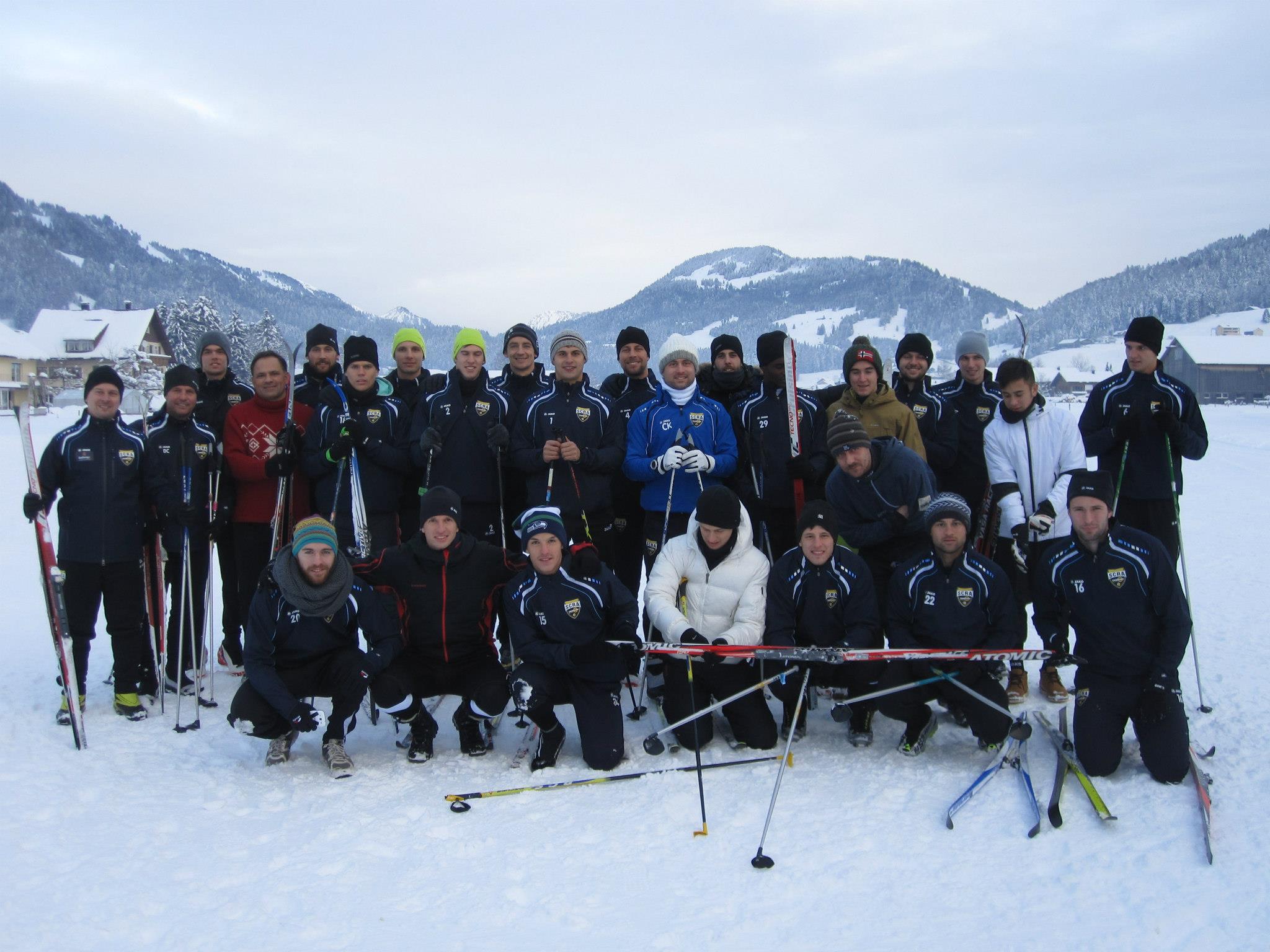 Teambuilding des SCR Altach im Bregenzerwald mit Neocoach Damir Canadi.