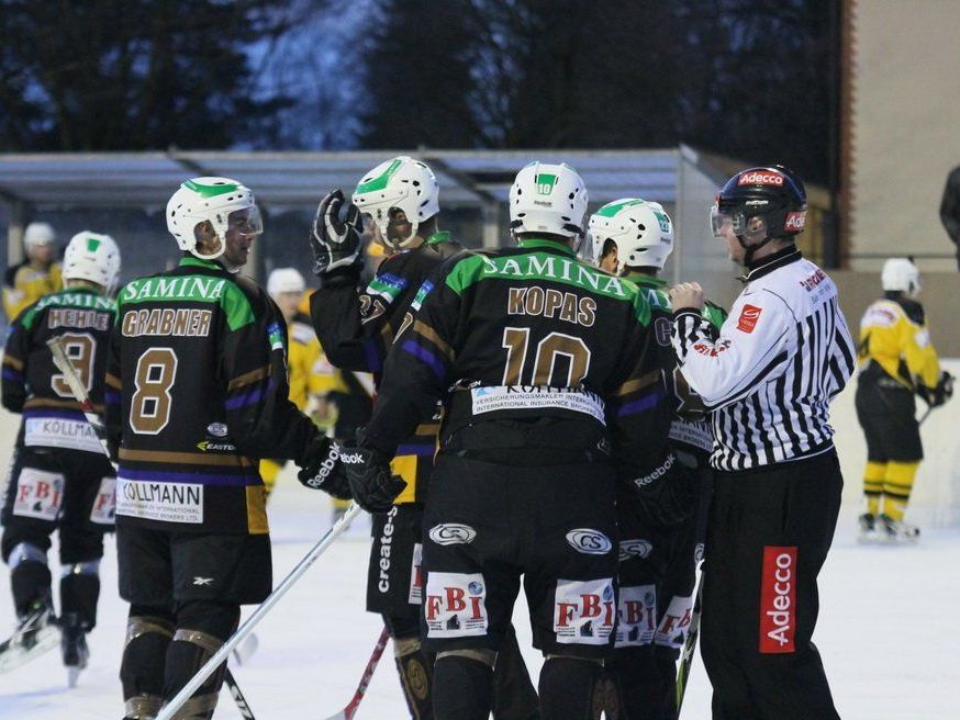 Der HC Samina Rankweil macht drei Punkte am grünen Tisch und ist nun Zweiter. Der HC Samina Rankweil macht drei Punkte am grünen Tisch und ist nun Zweiter.