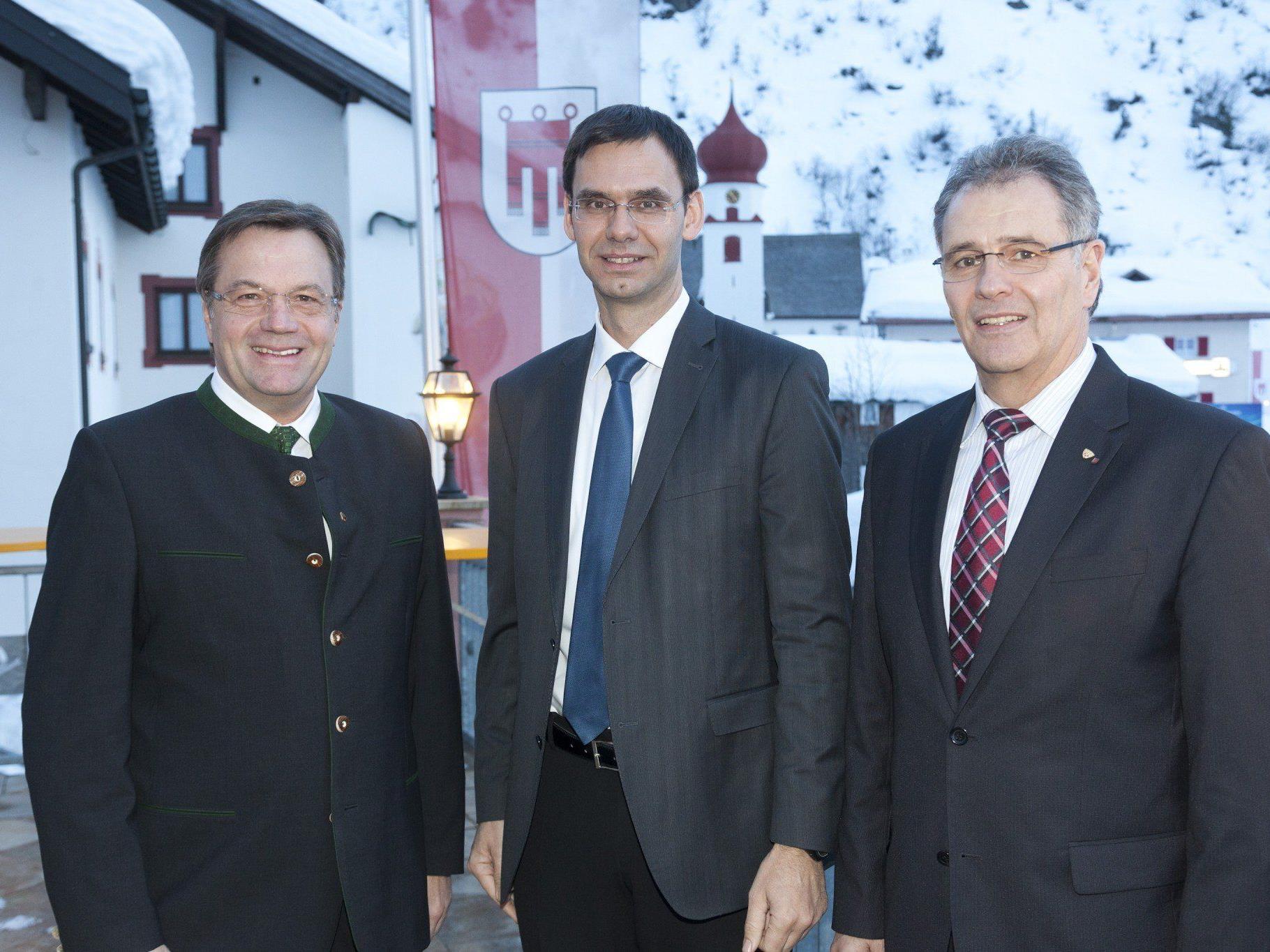 LH Günther Platter, LH Markus Wallner sowie Vorarlbergs Bundesratspräsident Edgar Mayer