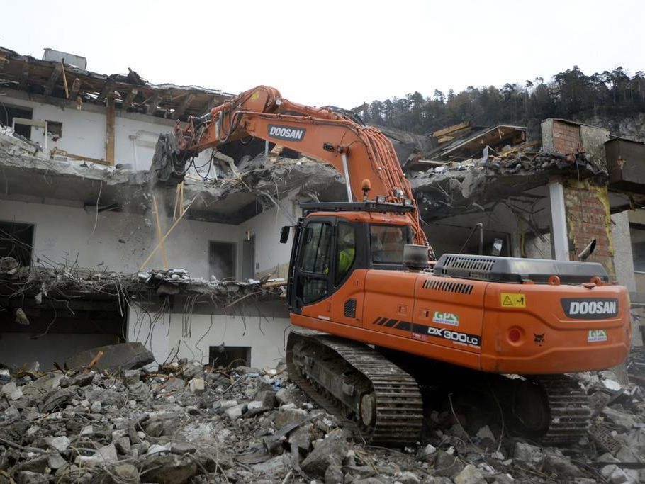 Investitionsbereitschaft der heimischen Industrie- und Gewerbebetriebe entwickelt sich "erfreulich stabil". Investitionsbereitschaft der heimischen Industrie- und Gewerbebetriebe entwickelt sich "erfreulich stabil".