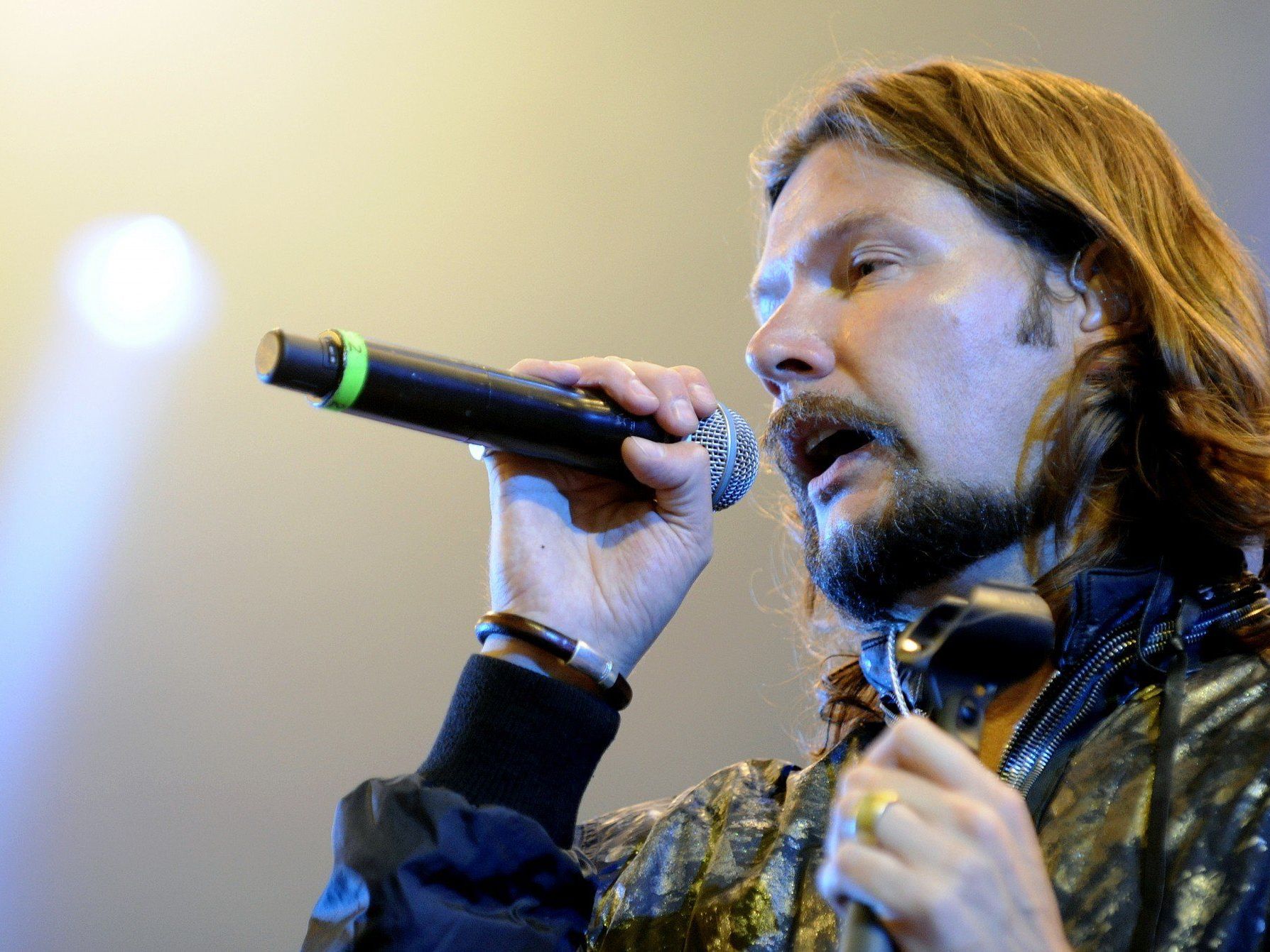 "Wild Love" - ein sexy Song vom coolen Iren Rea Garvey. "Wild Love" - ein sexy Song vom coolen Iren Rea Garvey.