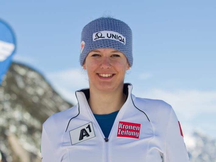 Elisabeth Kappaurer gibt in Schruns bei zwei Slaloms das Europacup-Debüt.