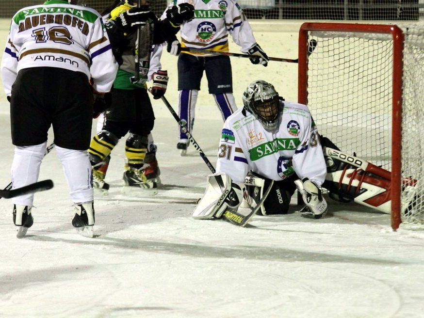 Rankweil-Torfrau Pamela Kriss hatte alle Hände voll zu tun im Heimspiel gegen Wildcats Lustenau. Rankweil-Torfrau Pamela Kriss hatte alle Hände voll zu tun im Heimspiel gegen Wildcats Lustenau.