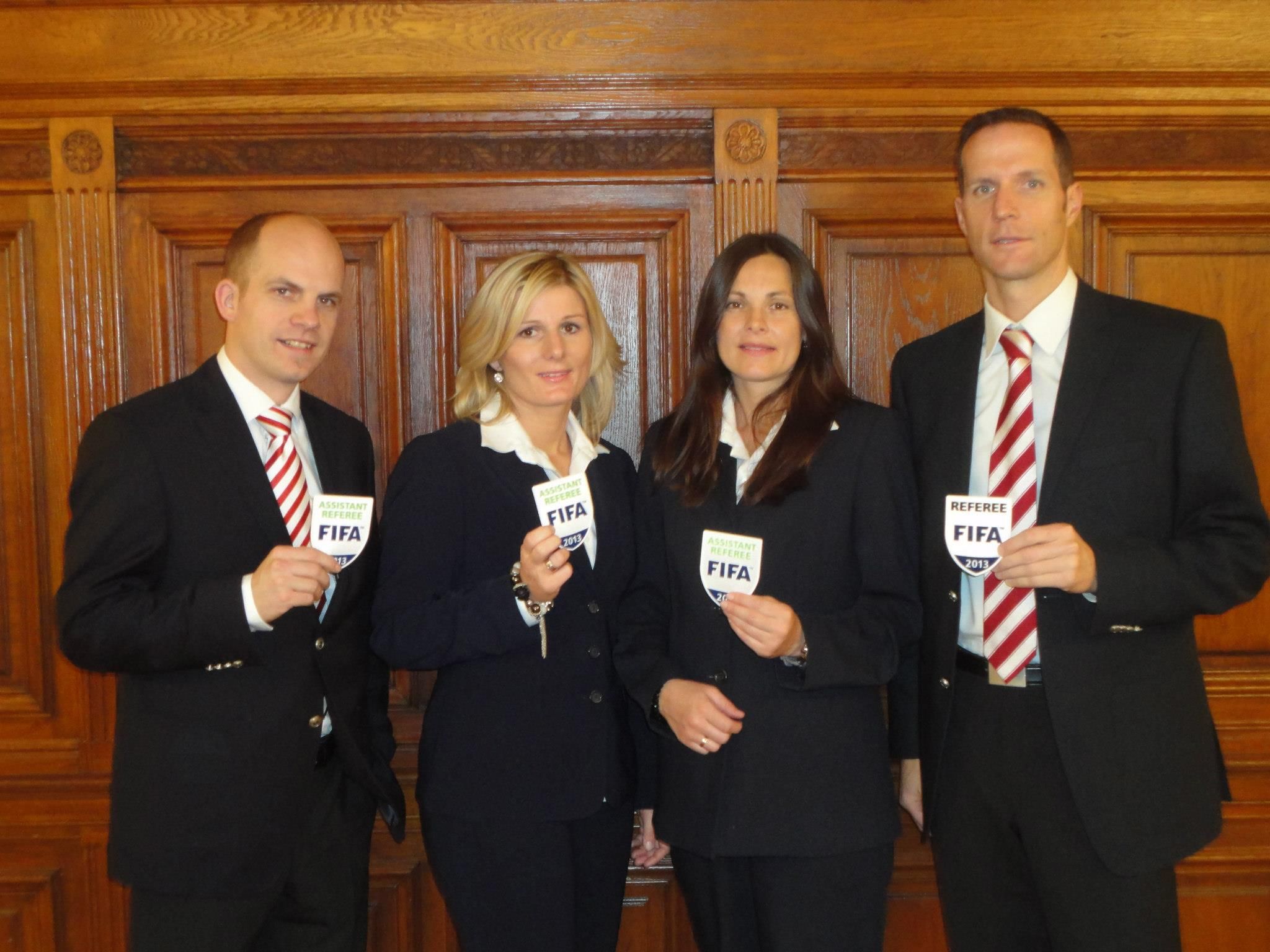 Robert Schörgenhofer, Matthias Winsauer, Cindy Zeferino de Oliveira und Biljana Iskin erhielten das neue Abzeichen. Robert Schörgenhofer, Matthias Winsauer, Cindy Zeferino de Oliveira und Biljana Iskin erhielten das neue Abzeichen.