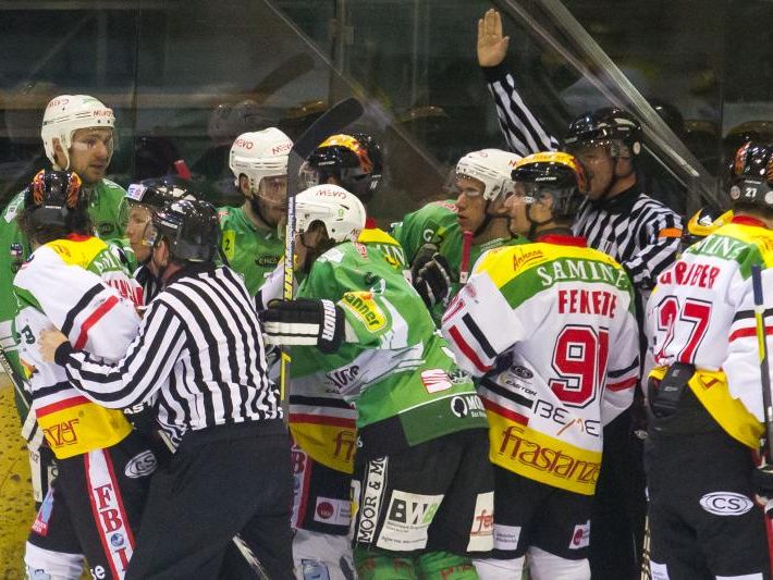 Bregenzerwald verlor gegen Feldkirch mit 2:3. Bregenzerwald verlor gegen Feldkirch mit 2:3.