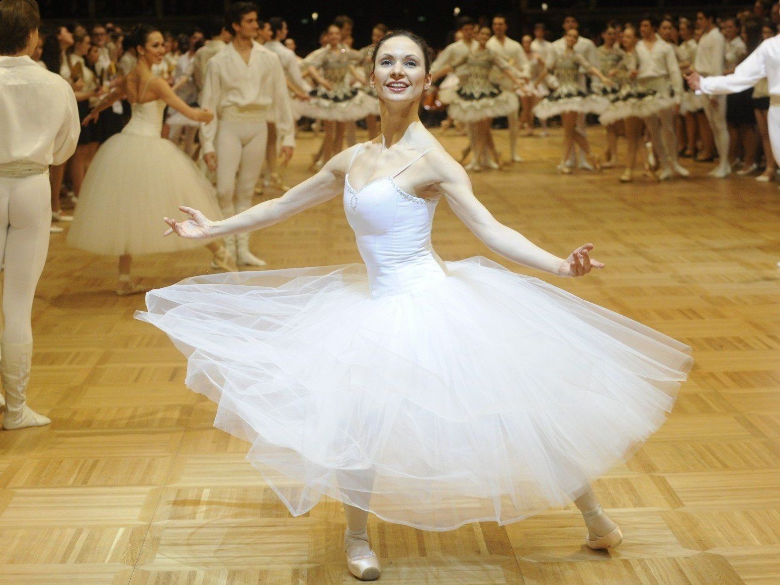 Hier finden Sie alle Bilder zum Opernball 2013. Hier finden Sie alle Bilder zum Opernball 2013.