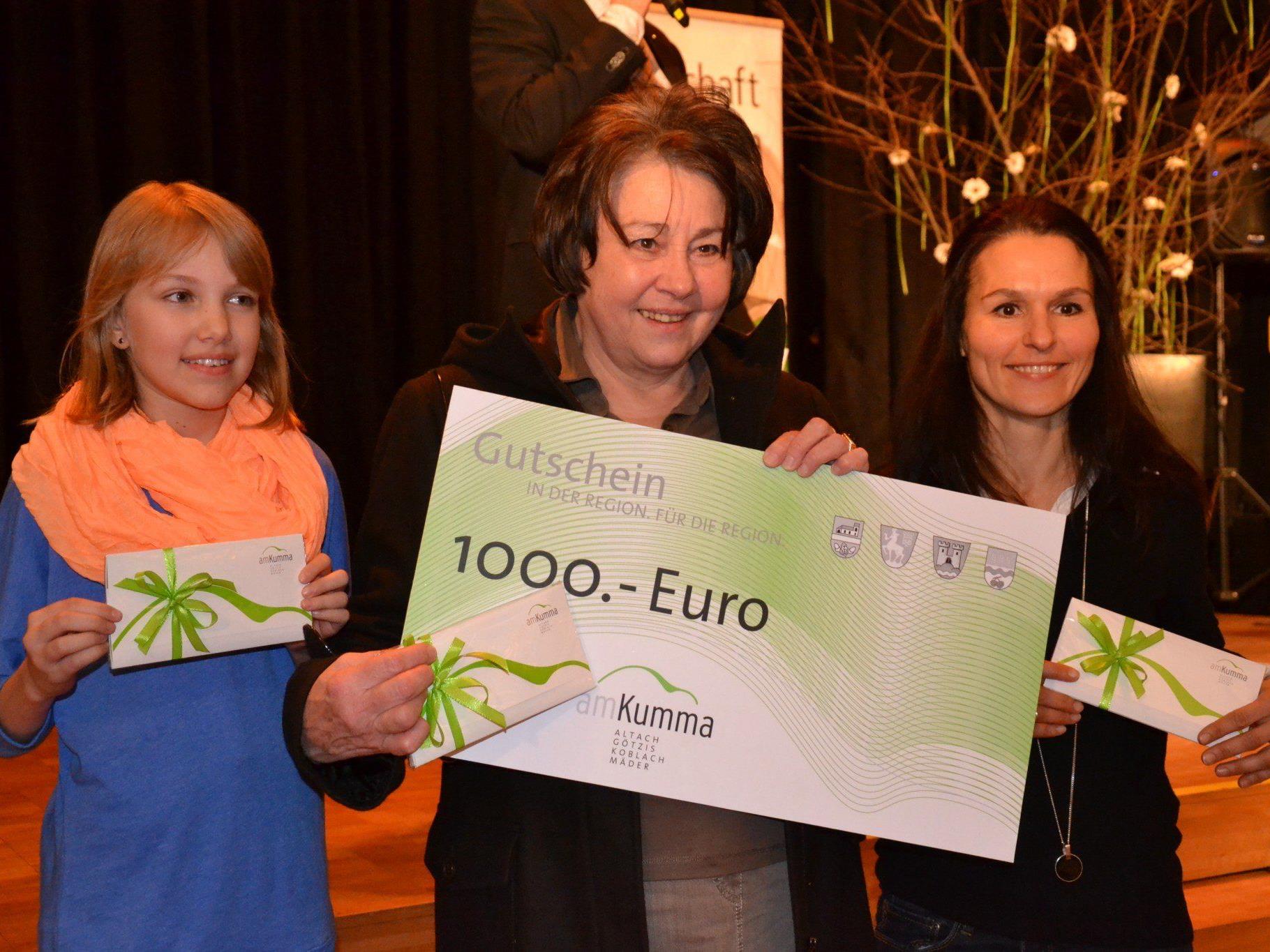 So sehen Sieger aus: Julia Platzer aus Götzis, Marianna Faefel aus Au/ CH & Alexandra Häfele aus Götzis