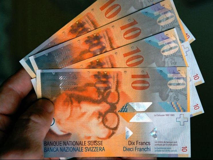 Wunschkennzeichen: Schweizer Internetauktion könnte für Rekord sorgen. Wunschkennzeichen: Schweizer Internetauktion könnte für Rekord sorgen.