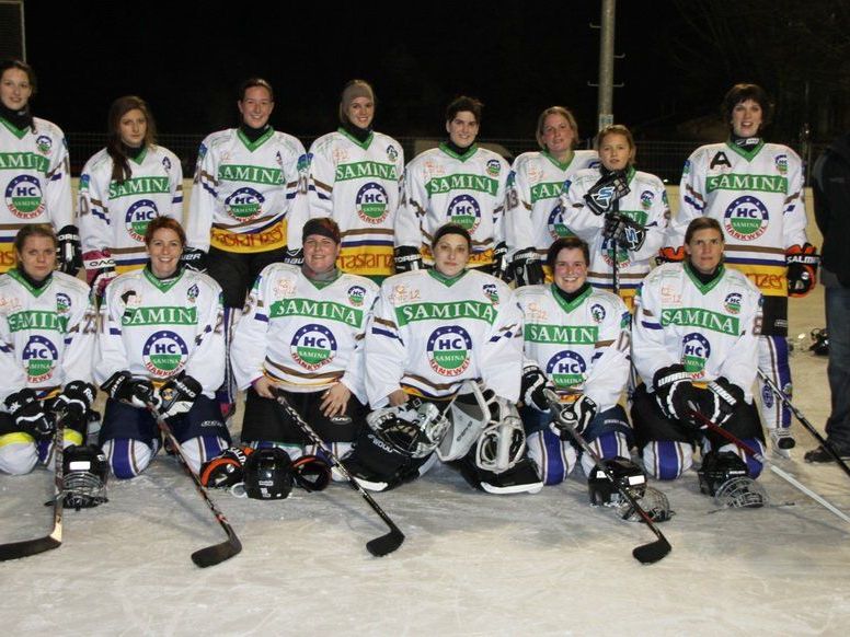 Die Frauenmannschaft des HC Samina Rankweil ist zum Zuschauen verdonnert. Die Frauenmannschaft des HC Samina Rankweil ist zum Zuschauen verdonnert.