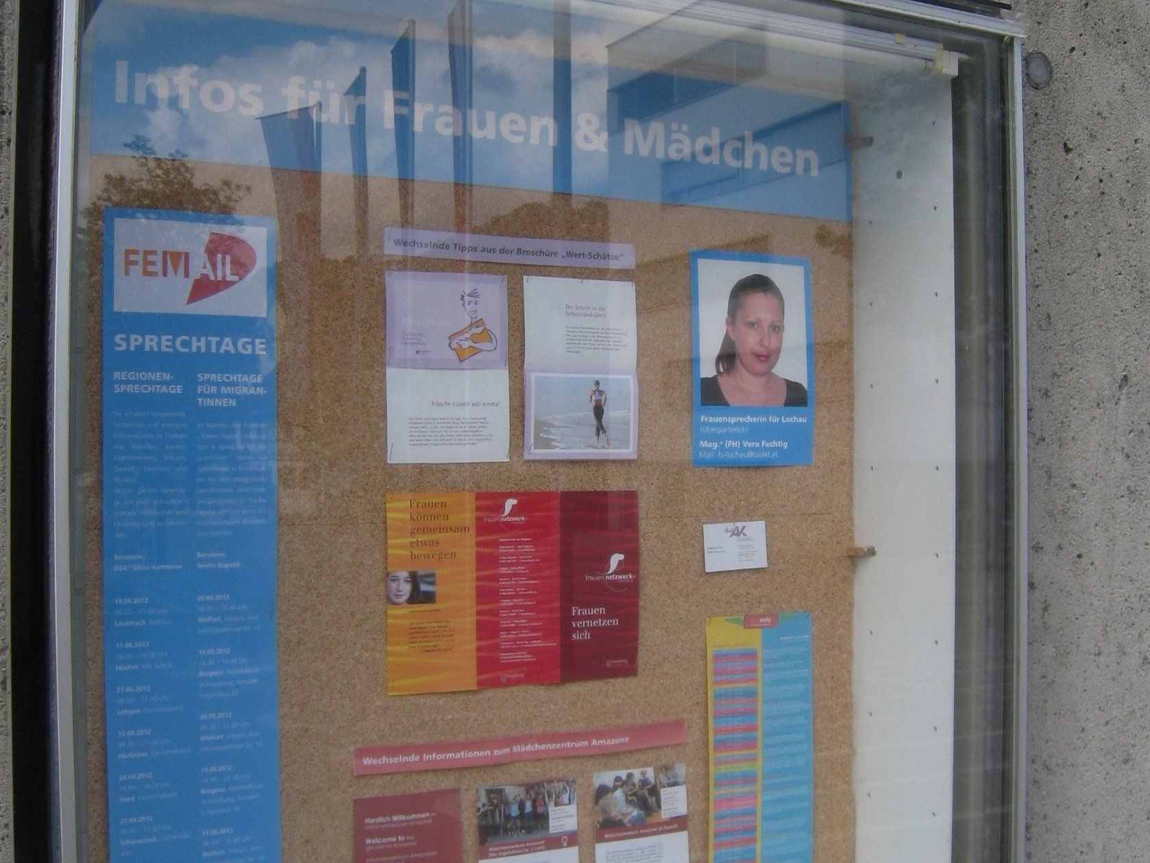 Aktuelle Informationen für Frauen und Mädchen beim Info-Eck im Lochauer Dorfzentrum. Aktuelle Informationen für Frauen und Mädchen beim Info-Eck im Lochauer Dorfzentrum.
