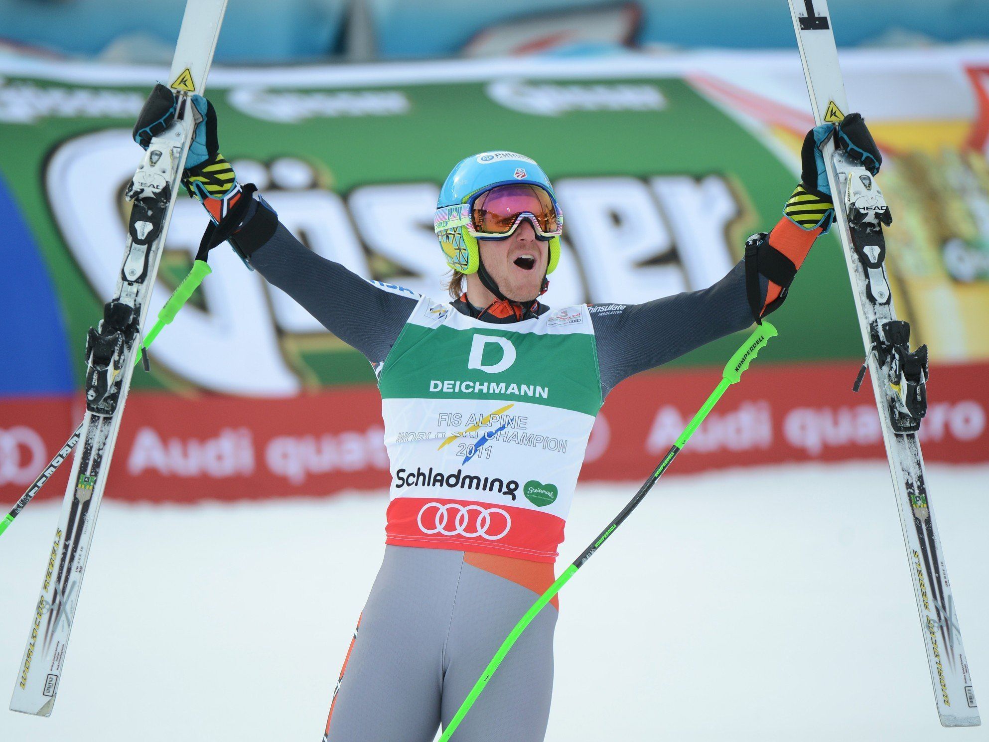Ligety feiert mit dem Sieg im RTL seine dritte Goldmedaille bei der WM in Schladming. Ligety feiert mit dem Sieg im RTL seine dritte Goldmedaille bei der WM in Schladming.