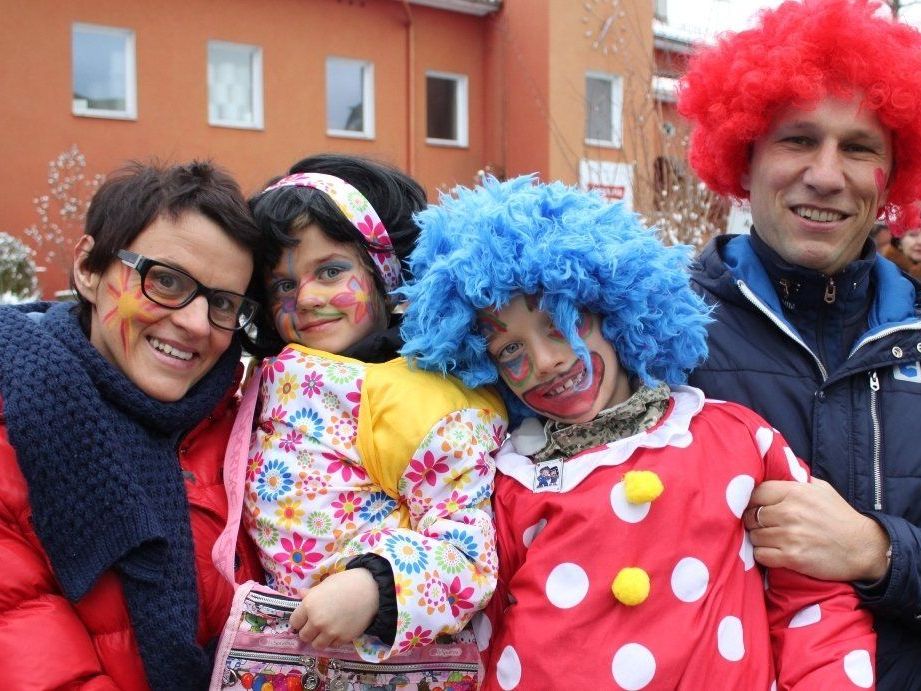 „Rämmi-Dämmi“ für die ganze Familie am Sonntag im Lochauer Pfarrcafe. „Rämmi-Dämmi“ für die ganze Familie am Sonntag im Lochauer Pfarrcafe.