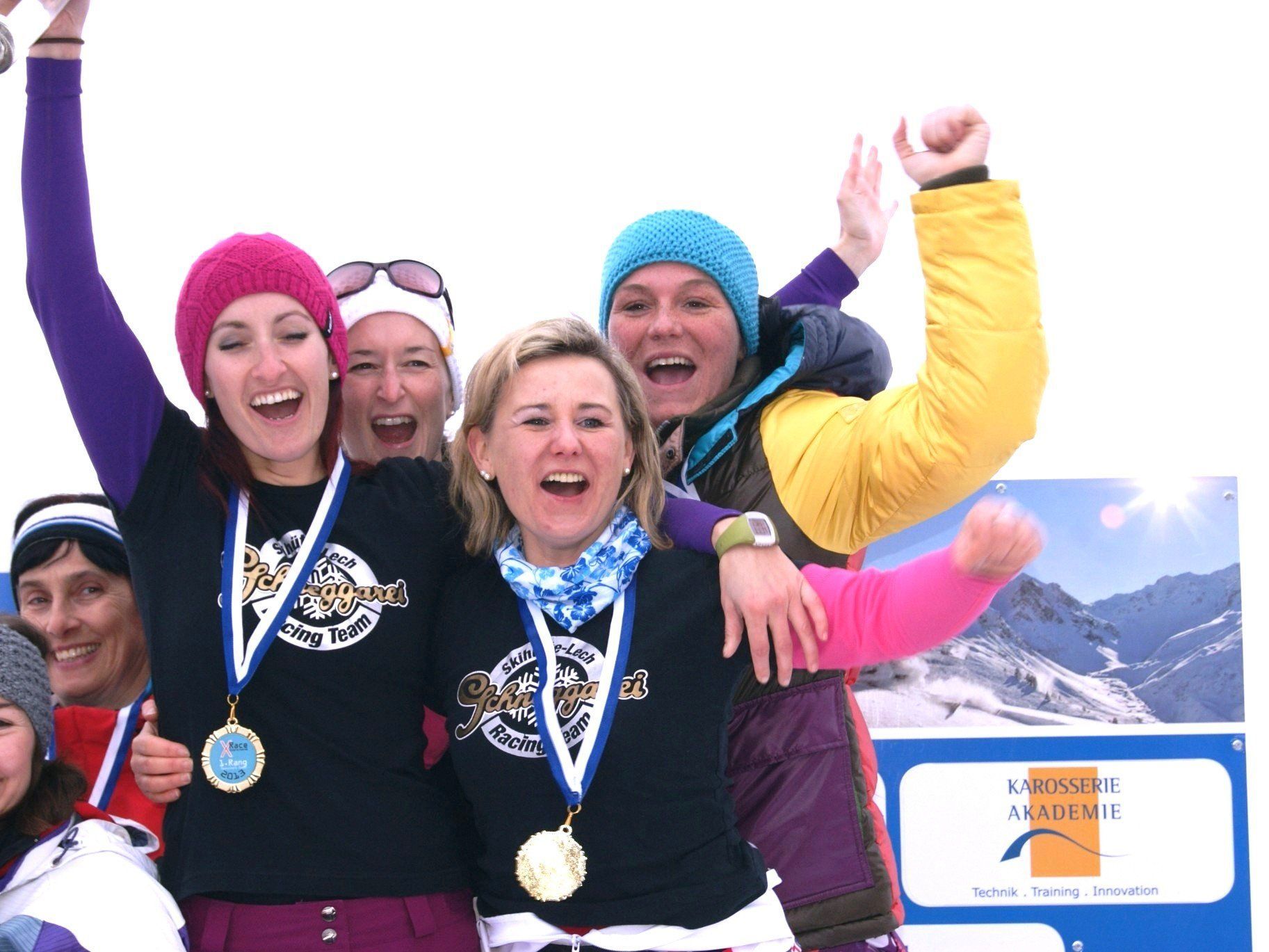 "Schneggarei" gewann beim Damen-Mannschaftbewerb X-Race 2013 zu Gunsten "Fliegen für Kinder" "Schneggarei" gewann beim Damen-Mannschaftbewerb X-Race 2013 zu Gunsten "Fliegen für Kinder"