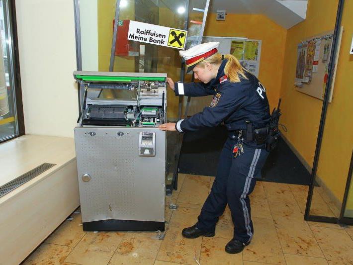 Bankomat-Raub in Doren beschäftigte die Polizei Bankomat-Raub in Doren beschäftigte die Polizei