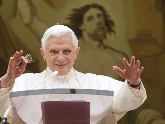 Laut dem Vatikan-Sprecher Lombardi gab es keine Anzeichen von Depression seitens des Papstes. Laut dem Vatikan-Sprecher Lombardi gab es keine Anzeichen von Depression seitens des Papstes.