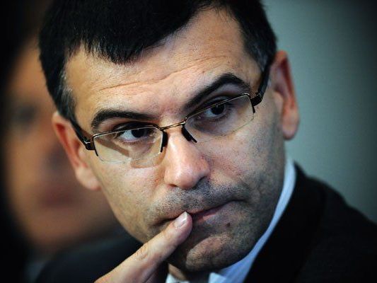 Die Proteste richteten sich gegen hohe Stromrechnungen. Die Proteste richteten sich gegen hohe Stromrechnungen.