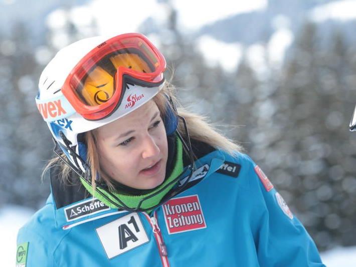 Die Bezauerin Elisabeth Kappaurer holt sich einen Stockerlplatz im FIS-Slalom.
