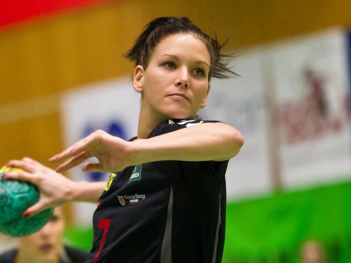 Auch die Unter-19-Jährigen gewinnen das Derby. Auch die Unter-19-Jährigen gewinnen das Derby.