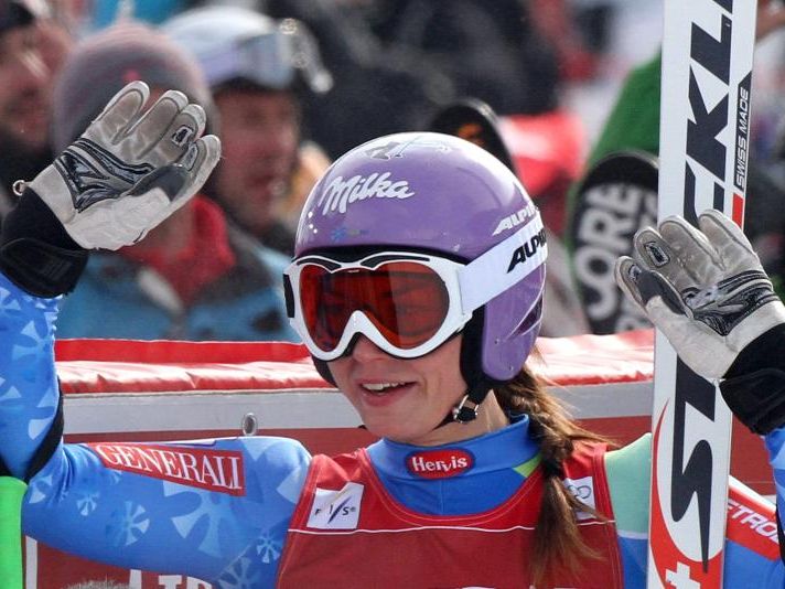 Tina Maze krönt eine erfolgreiche Saison. Tina Maze krönt eine erfolgreiche Saison.