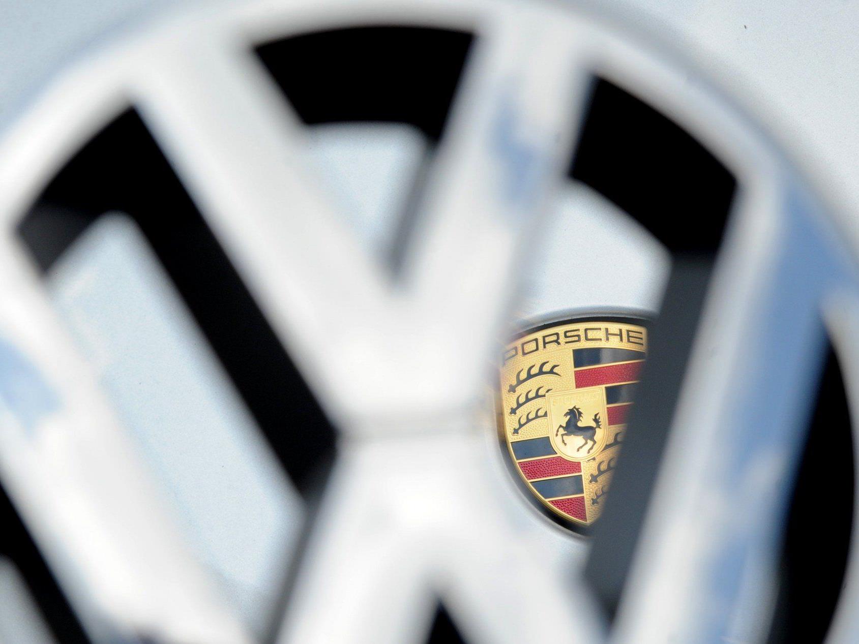 VW ist Europas größter Autobauer und fährt dank Porsche Rekorderlöse ein.