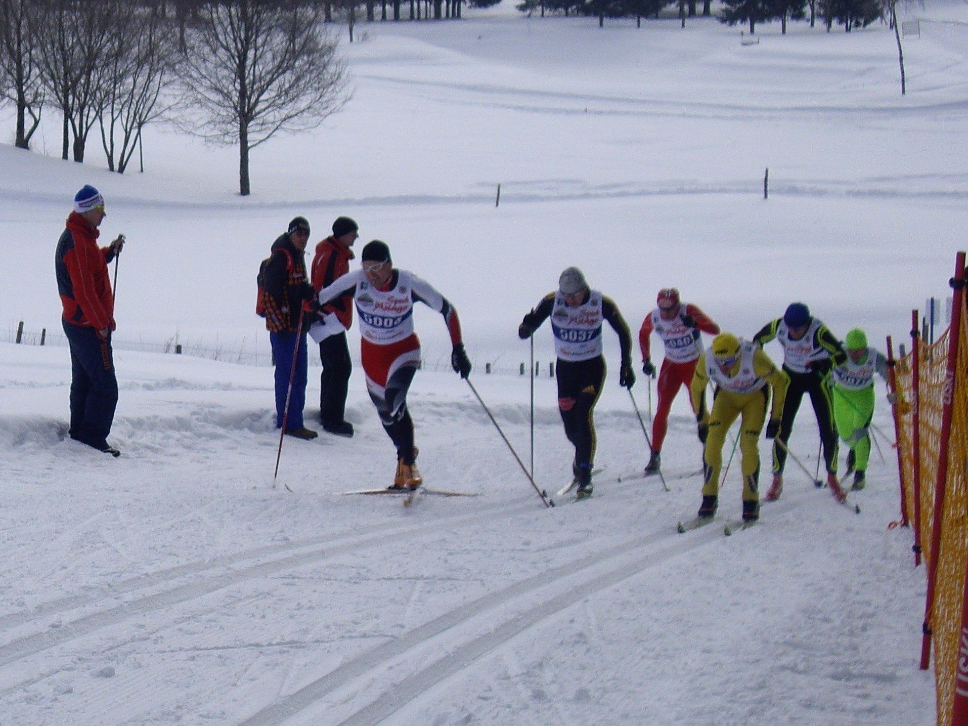 Hanspeter Schwendinger (li.) auf dem Weg zu 10 Kilometer-Bronze Hanspeter Schwendinger (li.) auf dem Weg zu 10 Kilometer-Bronze