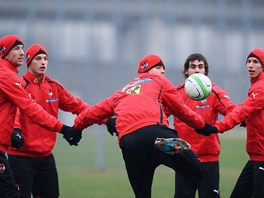 Gute Laune bei frostigen Temperaturen im Teamcamp Gute Laune bei frostigen Temperaturen im Teamcamp