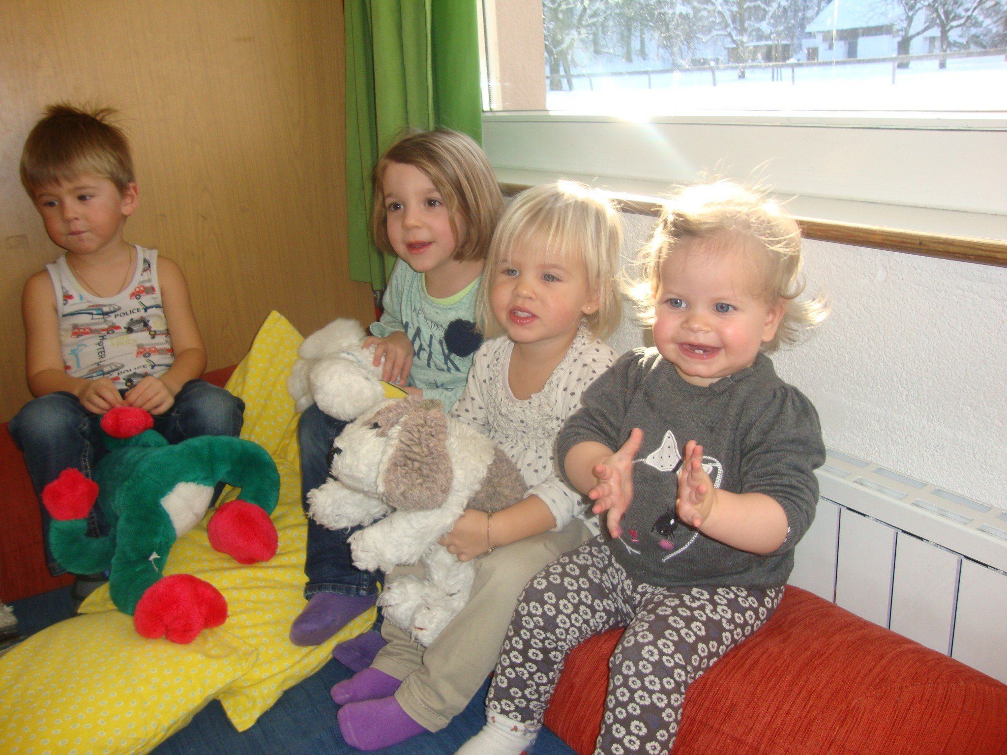 Die Spielkistenkinder freuen sich auf neue Spielgefährten im Herbst Die Spielkistenkinder freuen sich auf neue Spielgefährten im Herbst