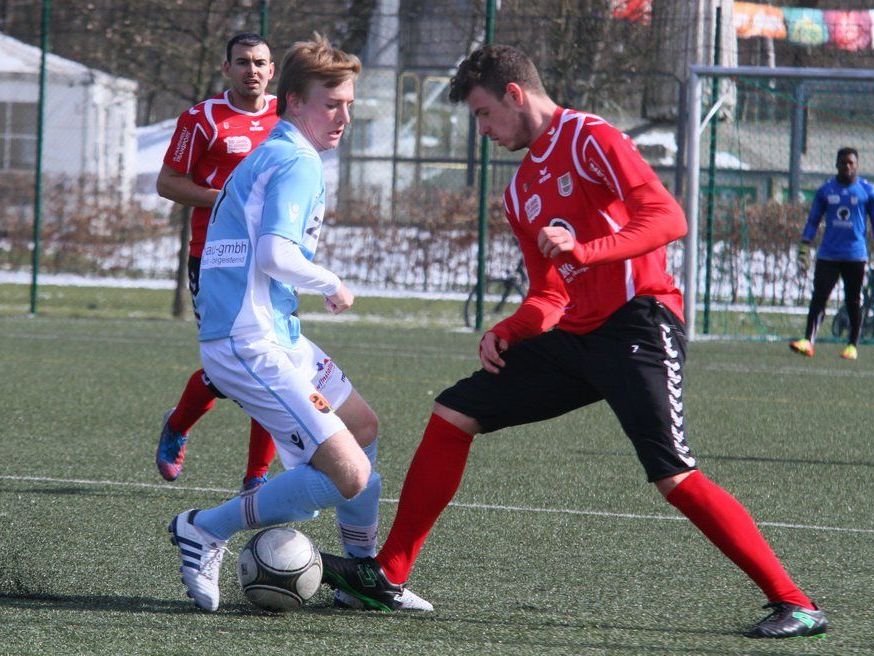 Doppelpack von Deniz Mujic im Test der Rothosen gegen Langenegg.