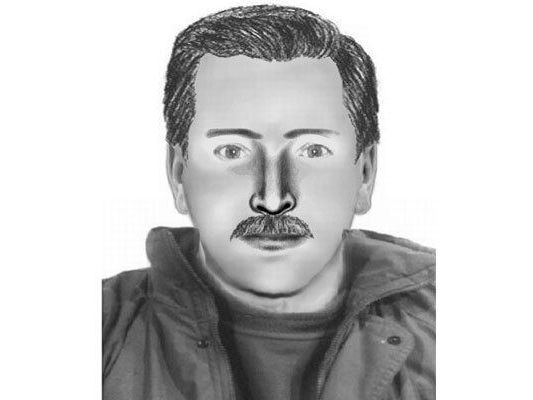 Dieser Mann steht im Verdacht, in Stockerau eine 11-Jährige missbraucht zu haben Dieser Mann steht im Verdacht, in Stockerau eine 11-Jährige missbraucht zu haben