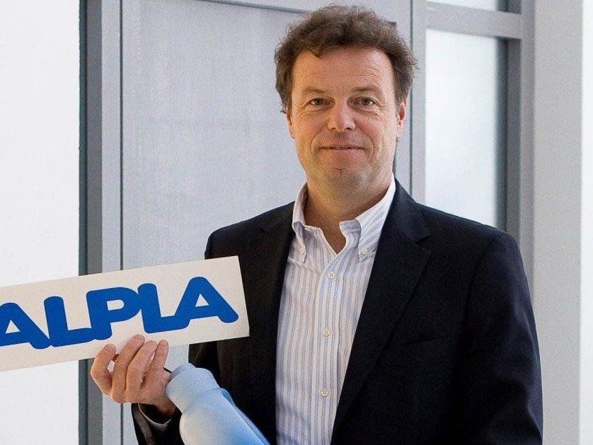 Die Alpla Werke (im Bild Günther Lehner) sind das umsatzstärkste Unternehmen in Vorarlberg.