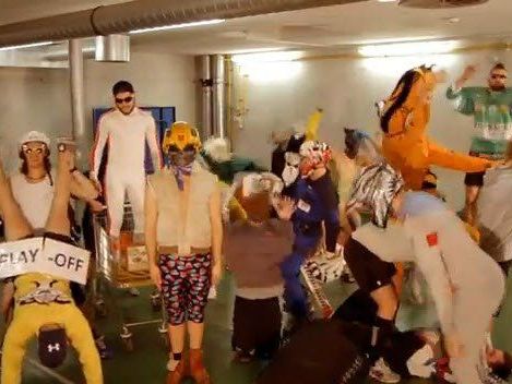 Bei Training des EHC Bregenzerwald grassiert das Harlem-Shake-Fieber Bei Training des EHC Bregenzerwald grassiert das Harlem-Shake-Fieber