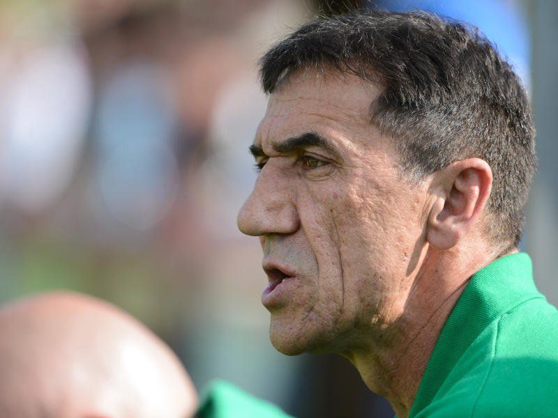 Rade Plakalovic bleibt auch nächste Saison Trainer in Lochau. Rade Plakalovic bleibt auch nächste Saison Trainer in Lochau.