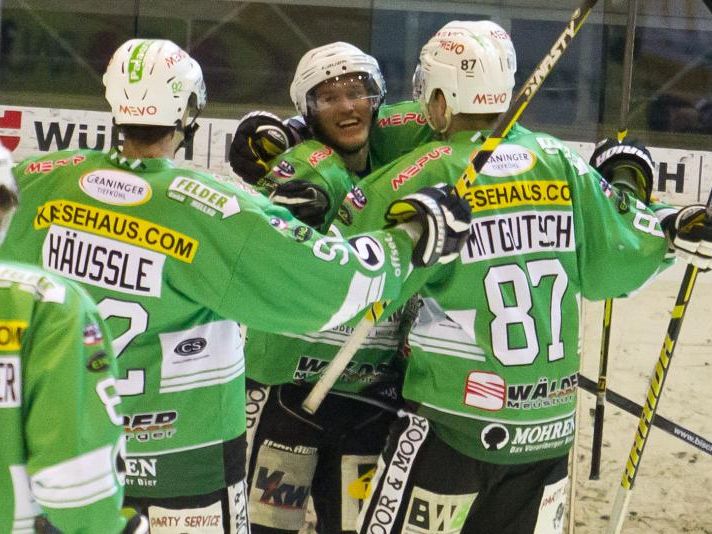 Der EHC Bregenzerwald gewann das zweite Halbfinale in Zell am See.