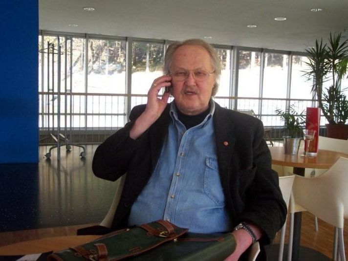 Turnierchef Helmut Kischka konnte trotz großen Bemühungen wieder kein Turnier auf die Beine stellen. Turnierchef Helmut Kischka konnte trotz großen Bemühungen wieder kein Turnier auf die Beine stellen.