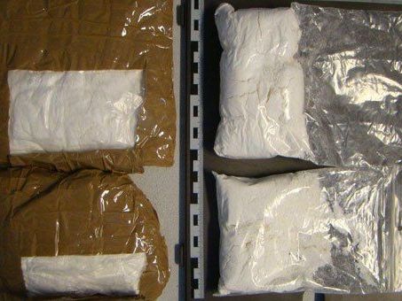 Die beiden Dealer wollten Kokain im Wert von 70.000 Euro verkaufen. Die beiden Dealer wollten Kokain im Wert von 70.000 Euro verkaufen.