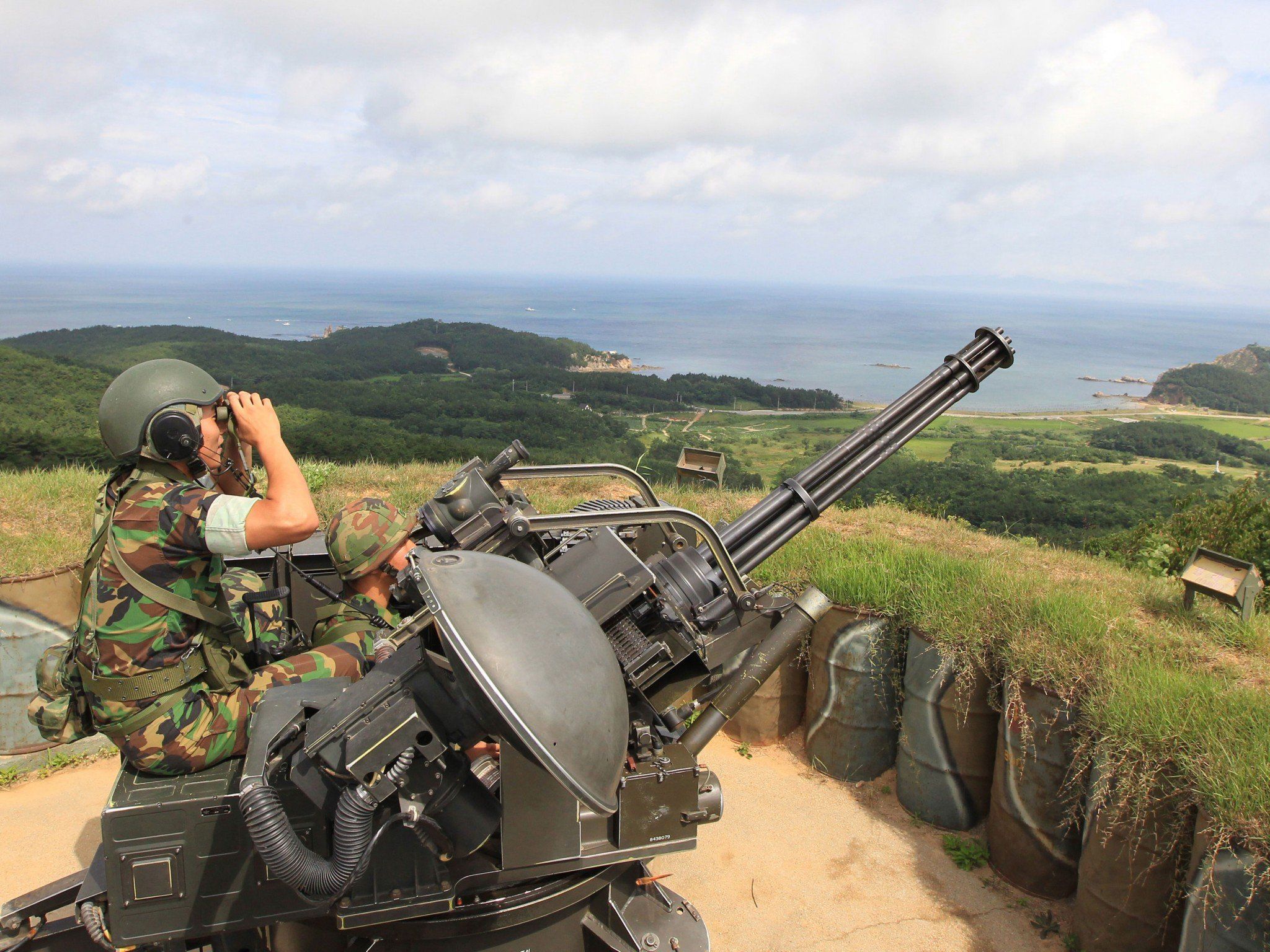 Südkorea "vollständig" auf mögliche Provokationen vorbereitet. Südkorea "vollständig" auf mögliche Provokationen vorbereitet.