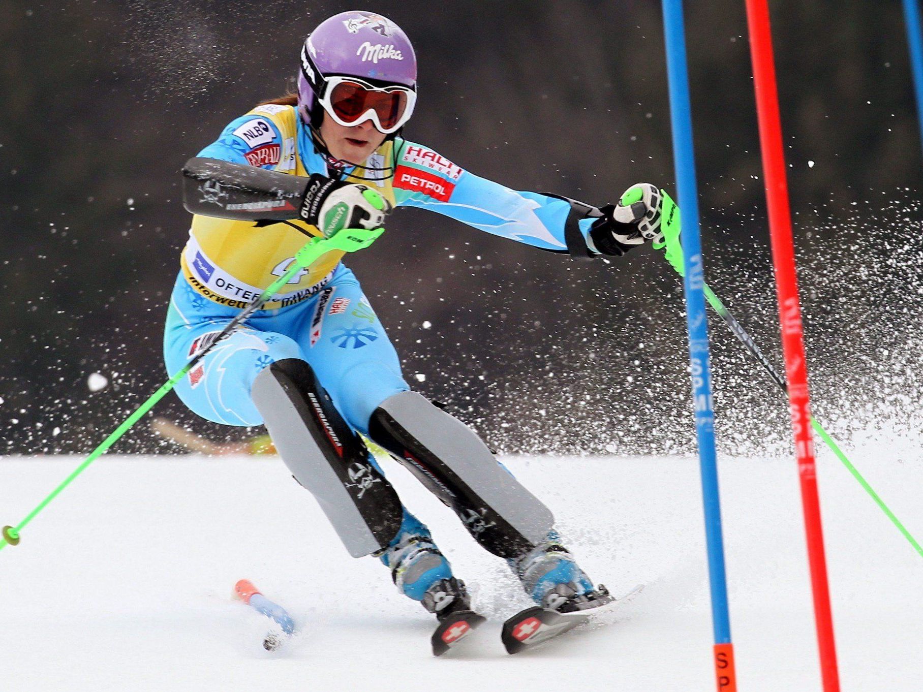 Tina Maze ließ der Konkurrenz keine Chance, Nicole Hosp landete als beste Österreicherin auf Platz 9. Tina Maze ließ der Konkurrenz keine Chance, Nicole Hosp landete als beste Österreicherin auf Platz 9.