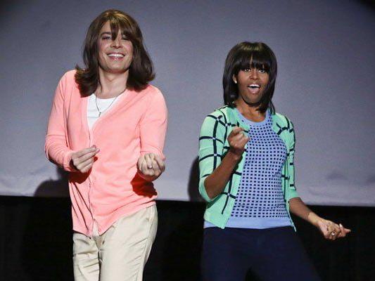 Michelle Obama tanzt gemeinsam mit US-Moderator Jimmy Fallon, um für "Let's move" zu werben.