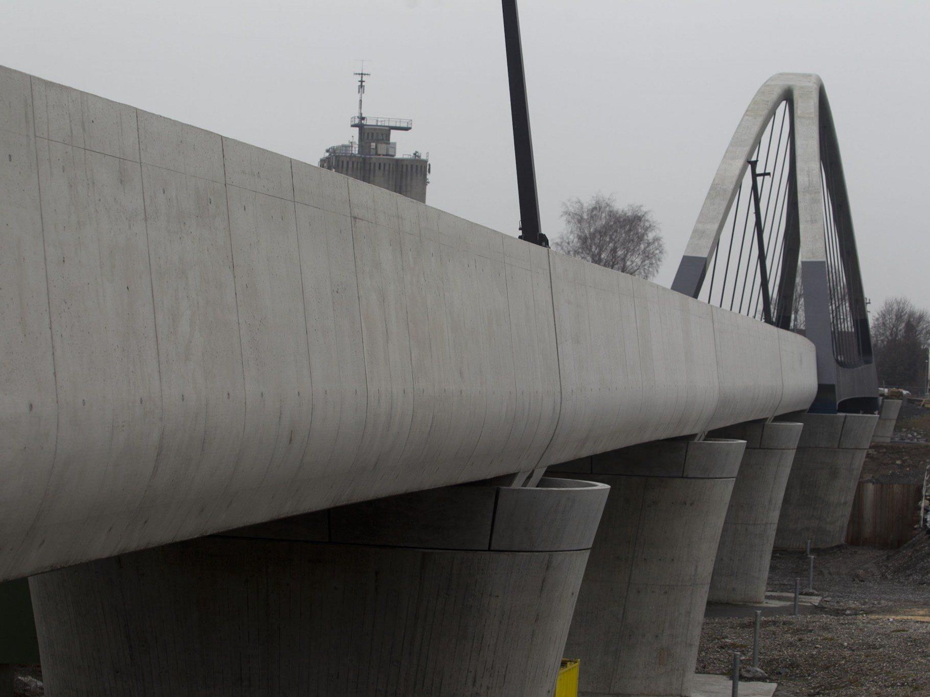 Rheinbrücke: Bauzeitplan kann laut ÖBB-Pressesprecher Zumtobel eingehalten werden