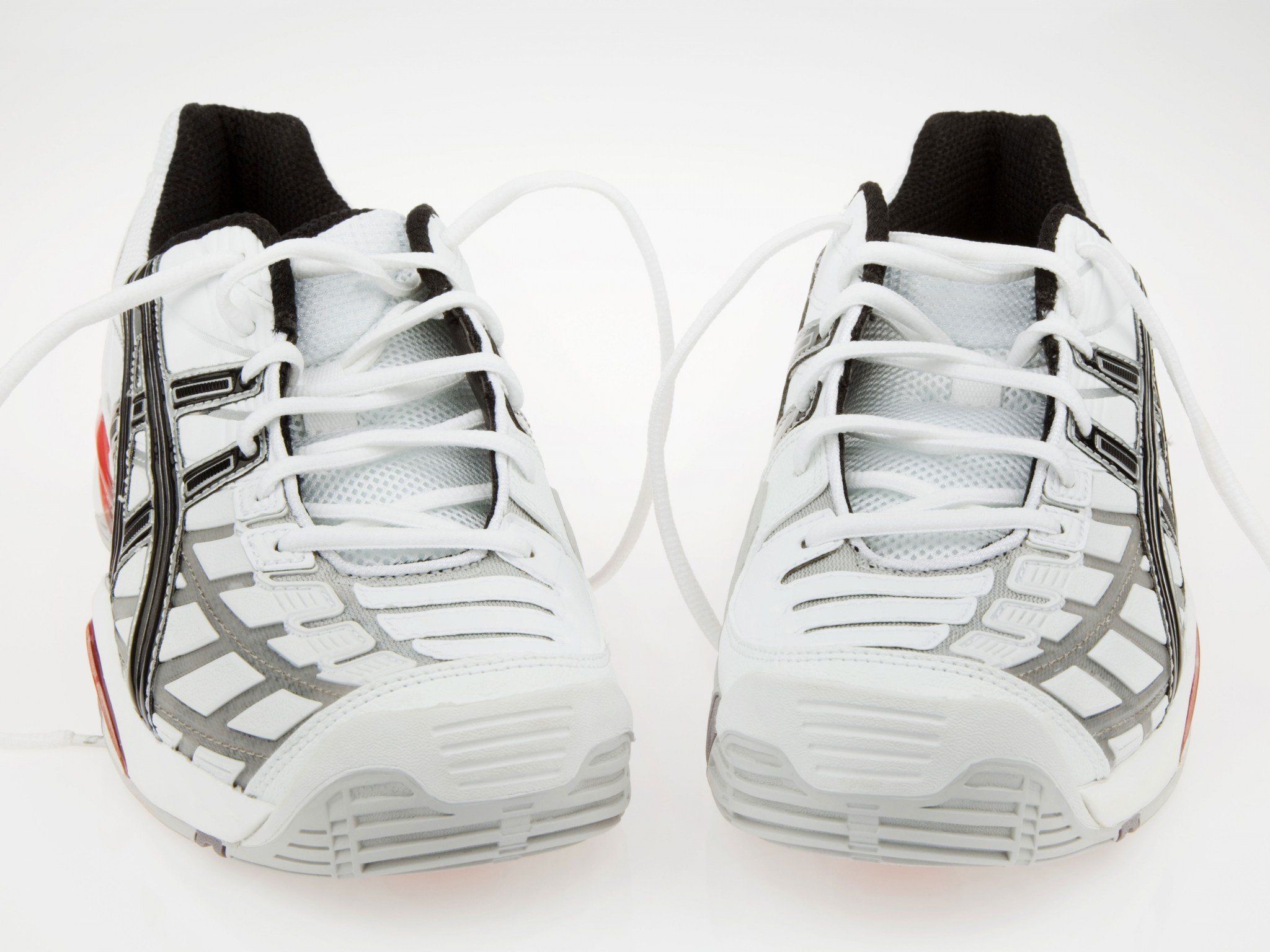 Der 40-Jährige bestreitet die Vorwürfe. Der 40-Jährige bestreitet die Vorwürfe.