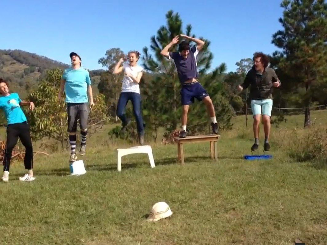 Nein, das ist ausnahmsweise kein Harlem Shake. Nein, das ist ausnahmsweise kein Harlem Shake.