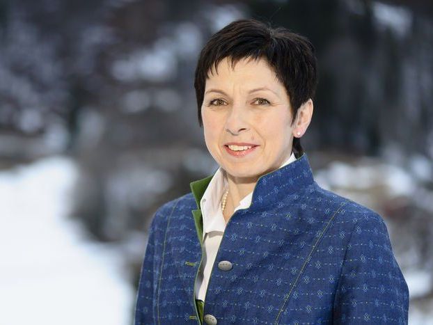 Neue Bundesbäuerin Andrea Schwarzmann: Gremien zu einem Drittel mit Frauen besetzen. Neue Bundesbäuerin Andrea Schwarzmann: Gremien zu einem Drittel mit Frauen besetzen.