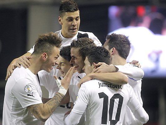 Verbesserung um sieben Ränge Verbesserung um sieben Ränge