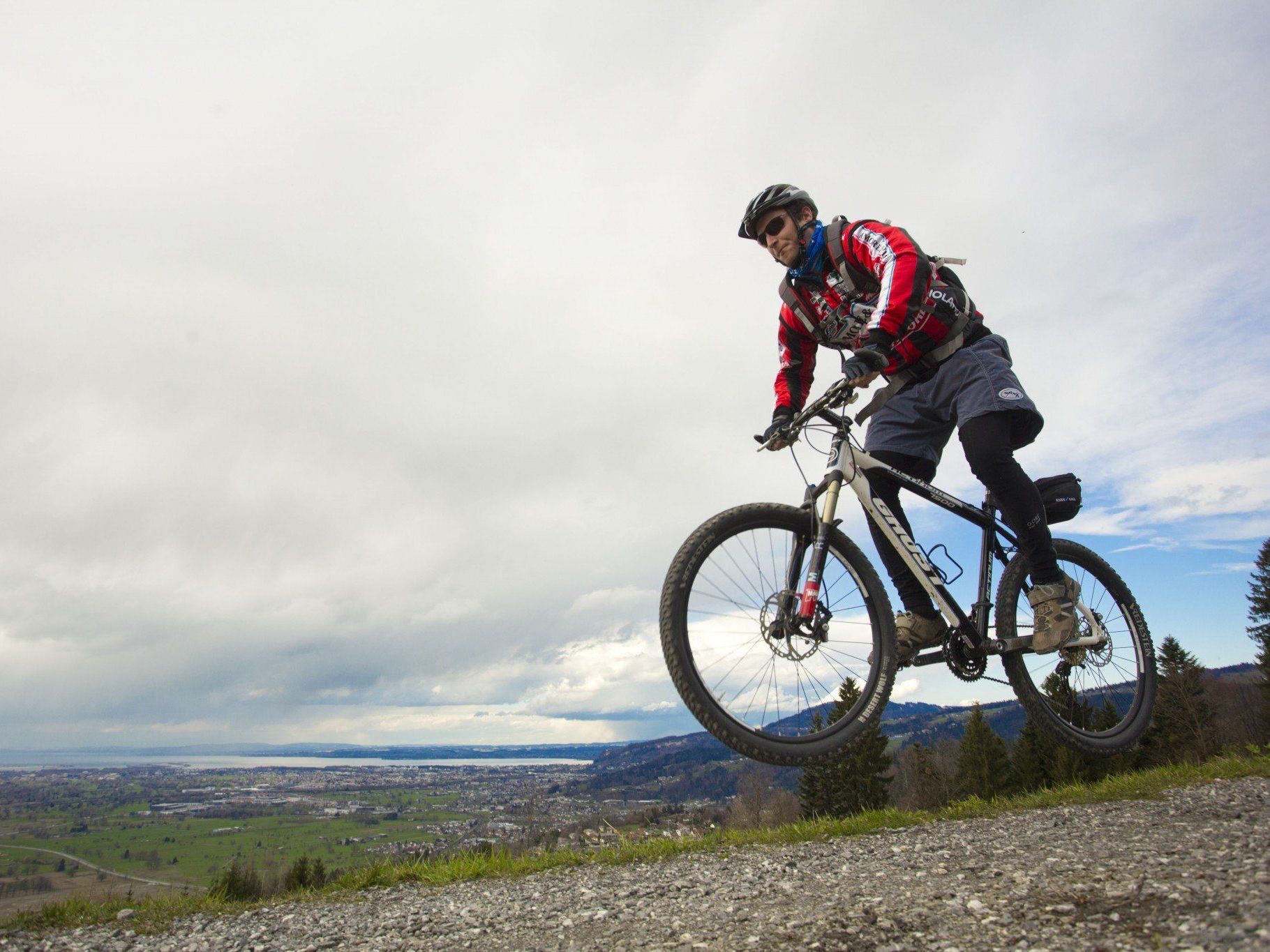 Der Startschuss für die Fahrradsaison ist gefallen. Der Startschuss für die Fahrradsaison ist gefallen.