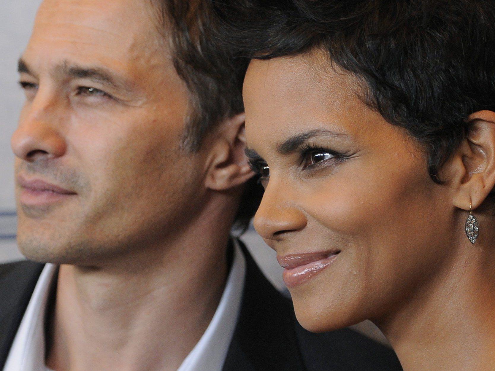 Filmstar Halle Berry (46) fühlt sich "fantastisch". Filmstar Halle Berry (46) fühlt sich "fantastisch".