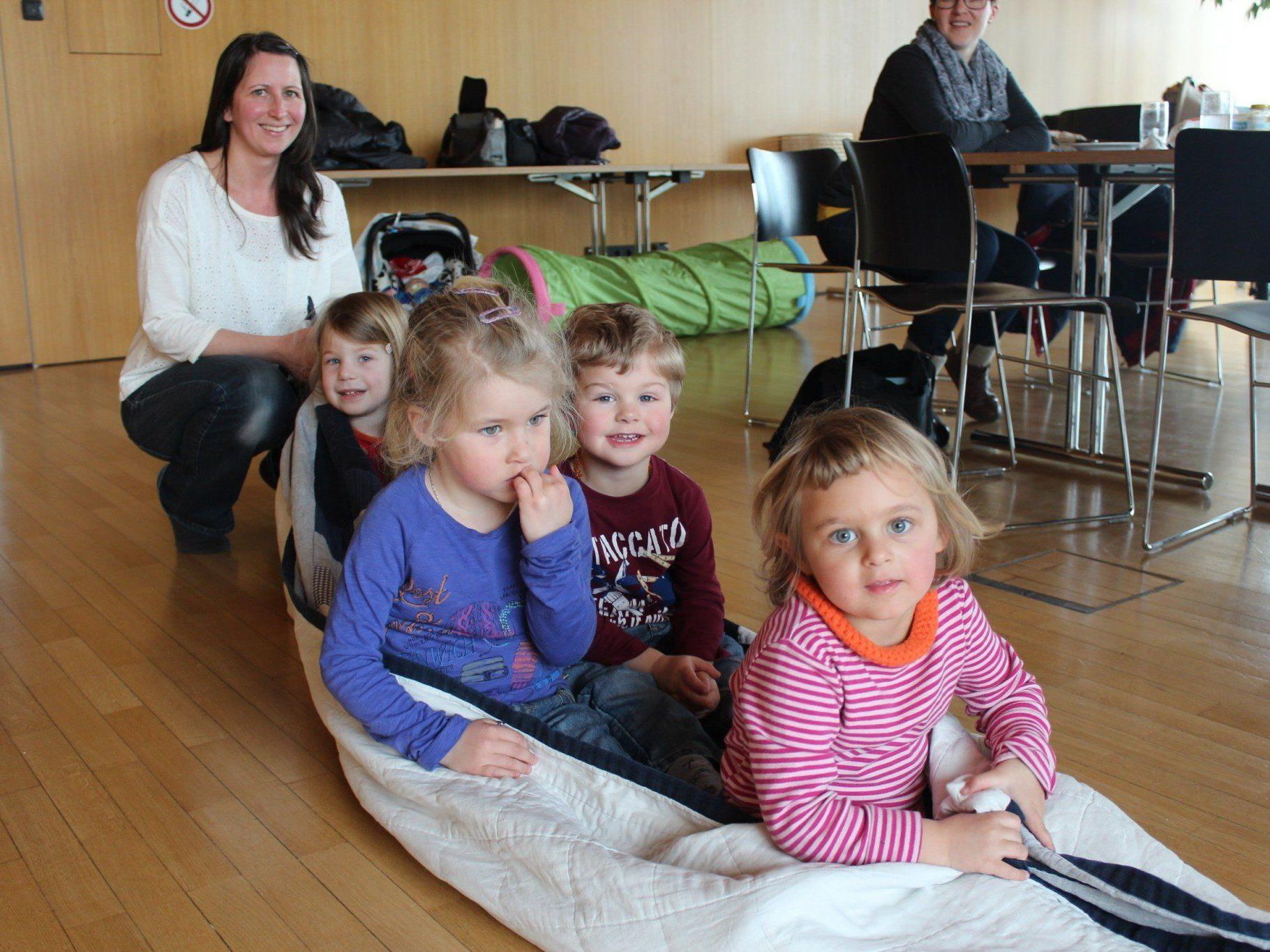 Spiel und Spaß für die Kleinen mit Kindergartenpädagogin Jasmin Vigl.