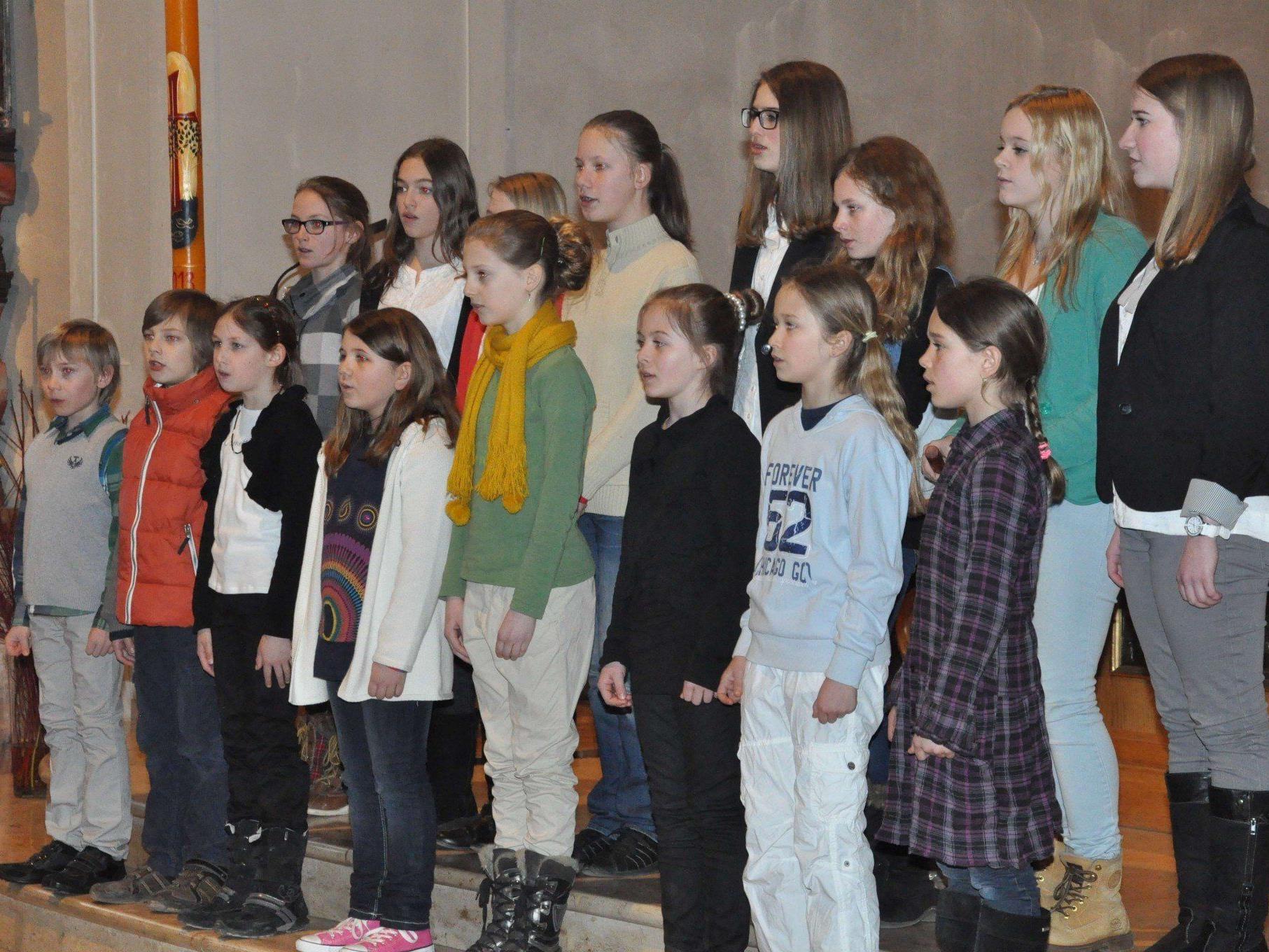 Das Bildsteiner Schülerensemble „Singen macht Spaß“ beim Kinderchorkonzert.