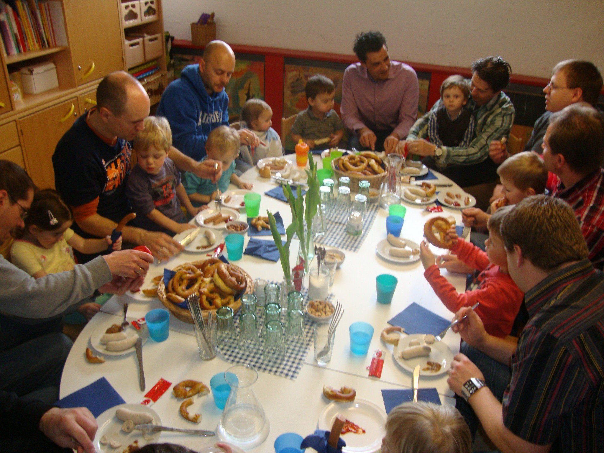 Feine Jause beim Papa-Kind-Frühstück Feine Jause beim Papa-Kind-Frühstück