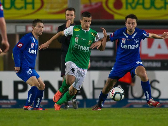 Thiago verletzte sich im Montagstraining, will aber heute trotzdem spielen. Thiago verletzte sich im Montagstraining, will aber heute trotzdem spielen.