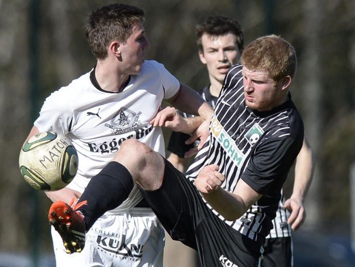 Alberschwende gewinnt das Wälderderby in Egg mit 2:1 und ist nun vor den Eggern Dritter.